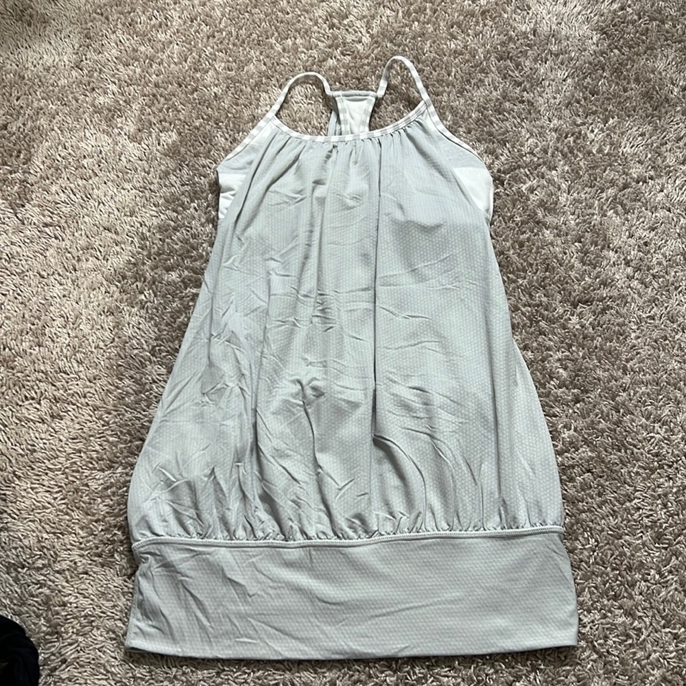 Lululemon top